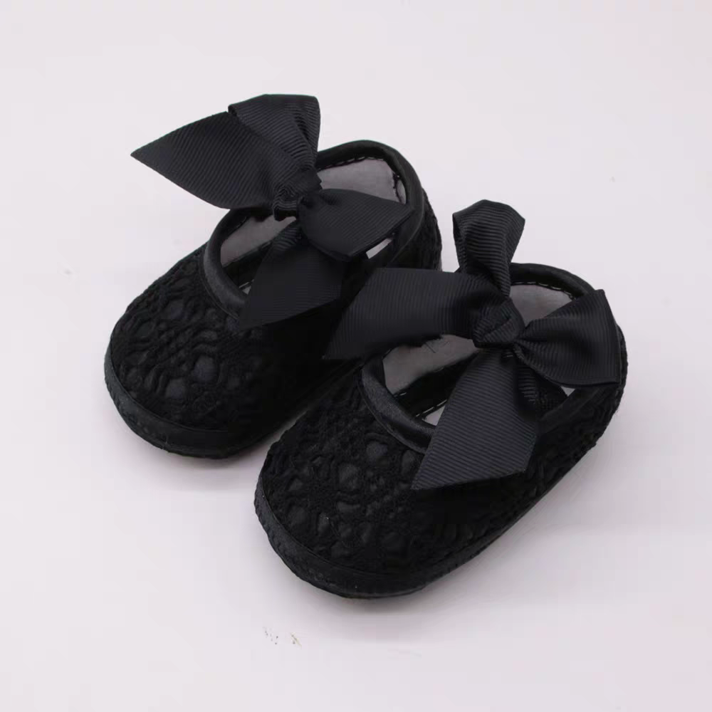 New born baby shoes
