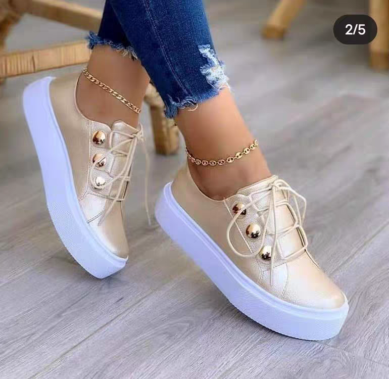 casual shoes European and American new round head thick bottom flat bottom sports lace-up white shoes