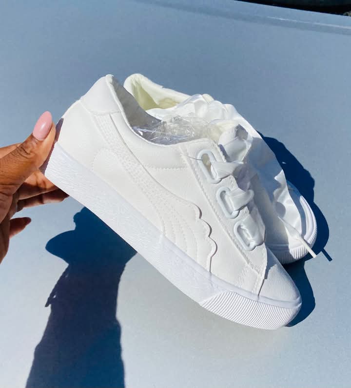 Ladies Sneakers